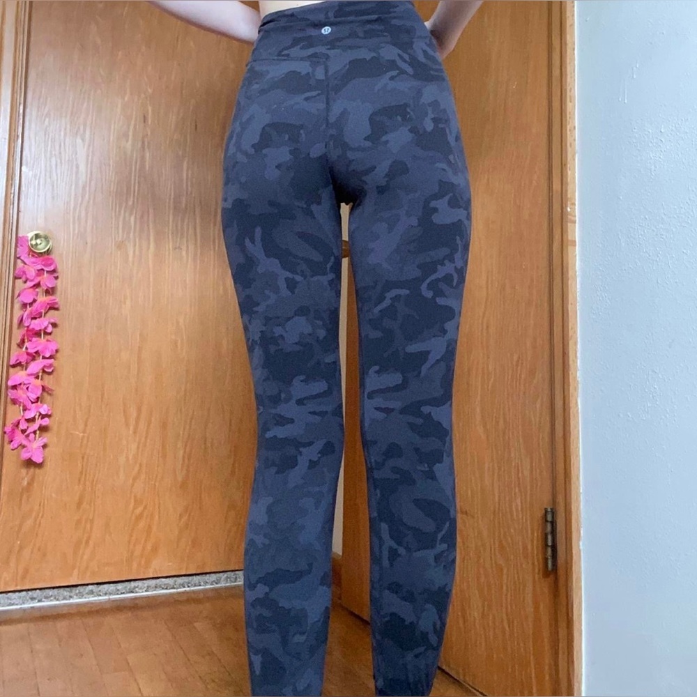 Lululemon Align High Rise 25” Black Camo Coal Multi Leggings Size 4